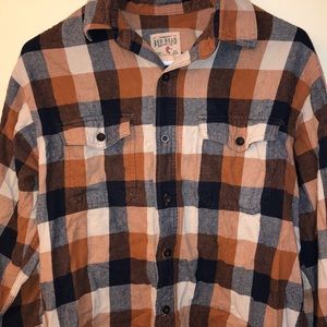 REDHEAD FALL BUTTON UP SIZE MEDIUM